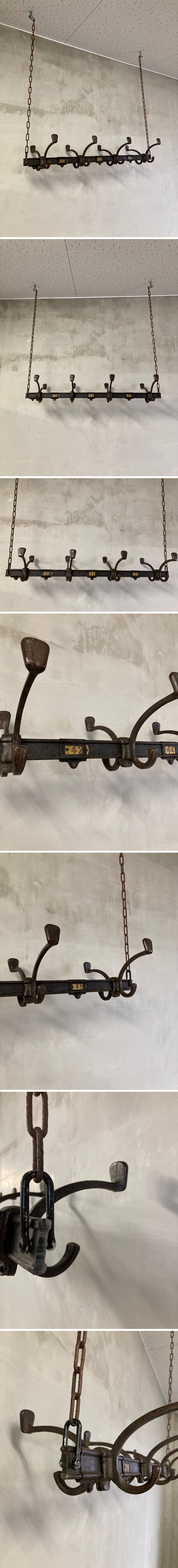 現地蒐集 ベルギーアンティーク 吊り下げ式ハンガーラック コートハンガー 荷物掛け コート掛け 鉄製 店舗什器 2633kbhzS